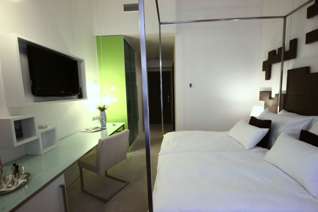 Pure White Praga Exterior foto